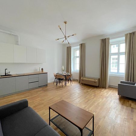 Authentic Apartment Near The City Centre Wenen Buitenkant foto
